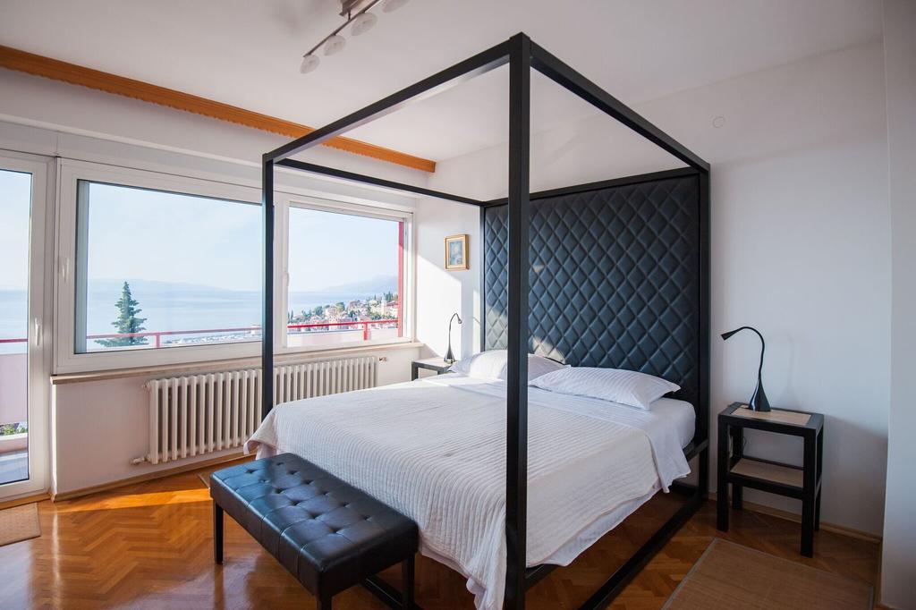 Blue View Apartment Opatija Buitenkant foto