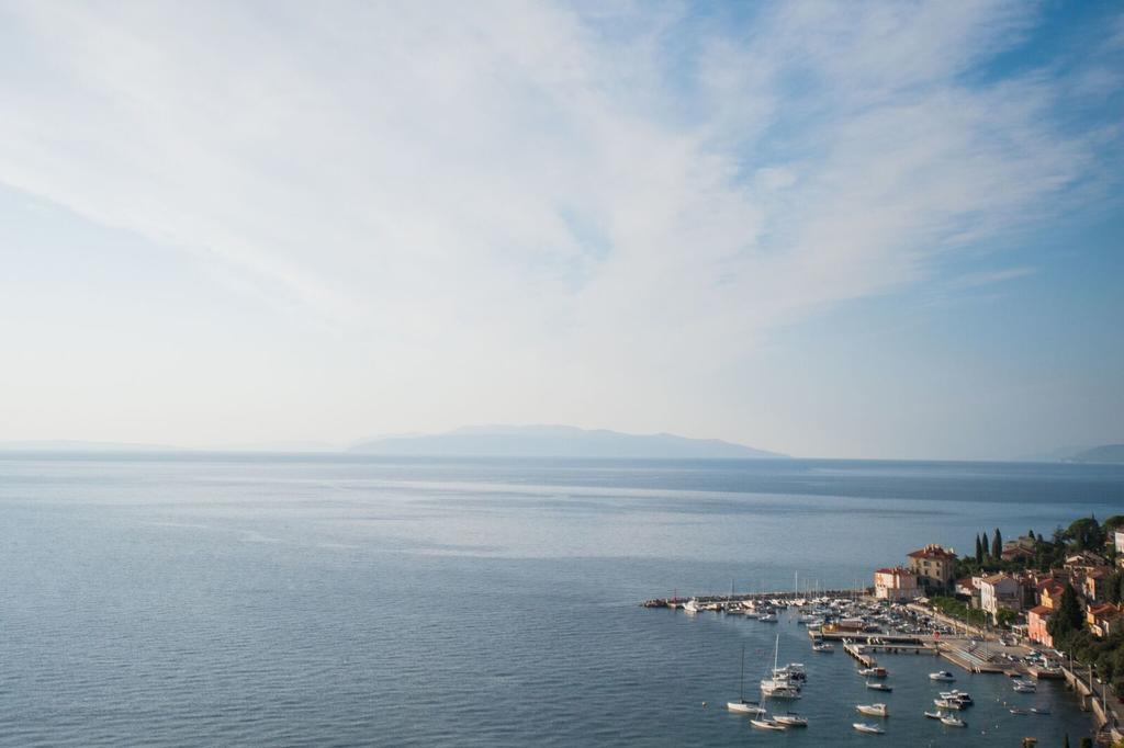Blue View Apartment Opatija Buitenkant foto
